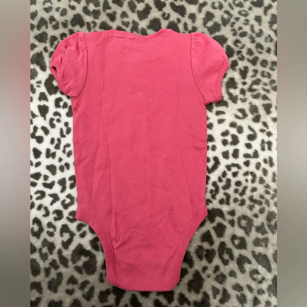 NWOT Old Navy Henley Bodysuit Onesie in Pink Size 12-18 months